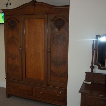 The Curragh Country House Accommodation Newbridge  Værelse billede
